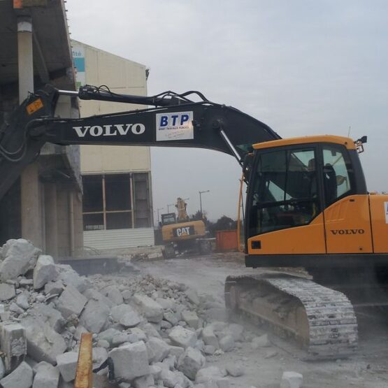 Volvo EC210