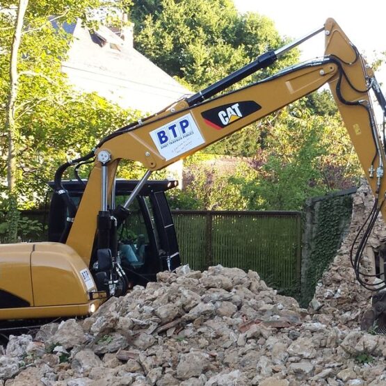 Caterpillar M318